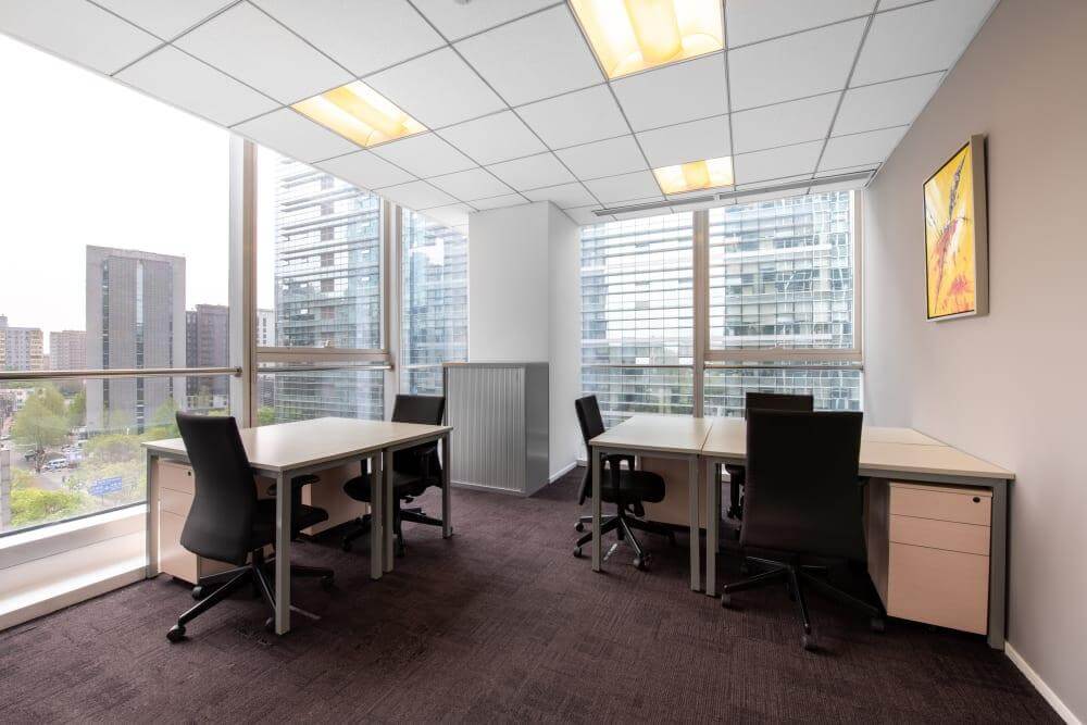 Zhongguancun New Oriental office space - View 4 in Haidian District - internet, office_cleaning, breakout_areas