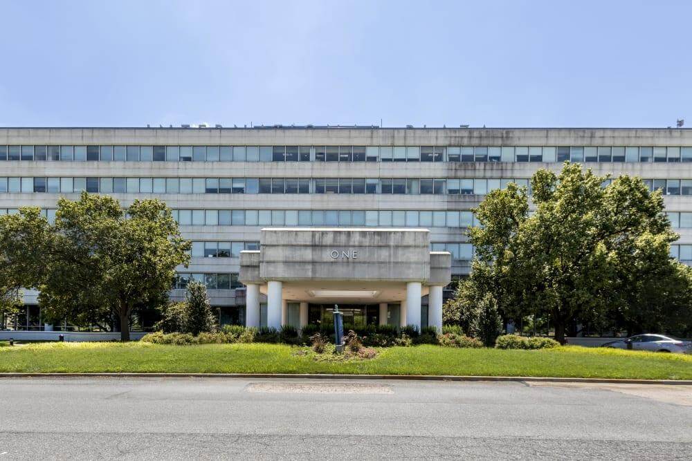 PA, Philadelphia - International Plaza office space - View 2 in Philadelphia - internet, office_cleaning, breakout_areas