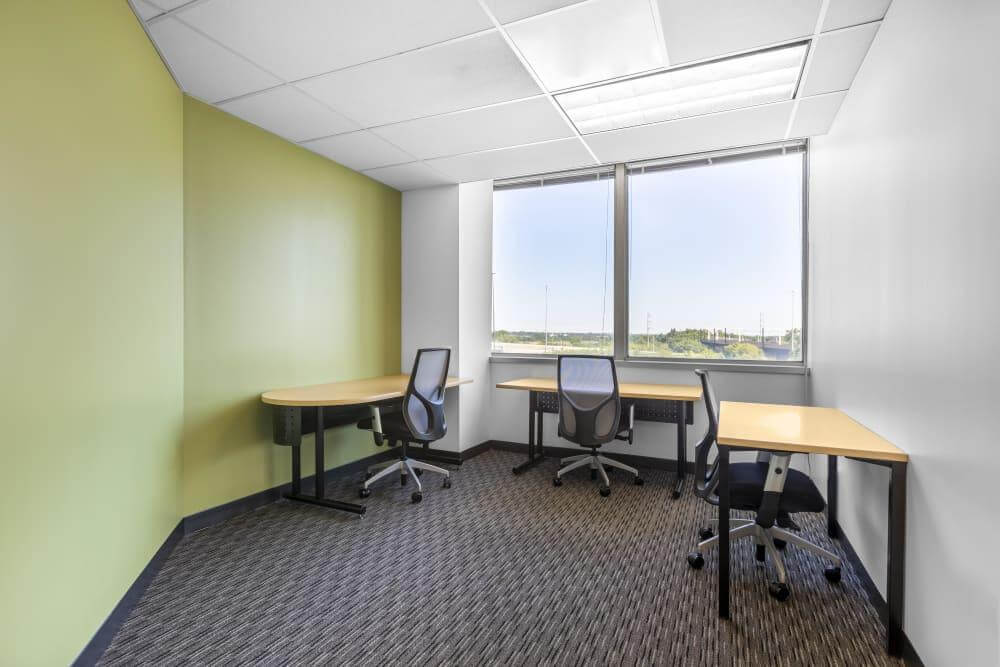 PA, Philadelphia - International Plaza office space - View 4 in Philadelphia - internet, office_cleaning, breakout_areas