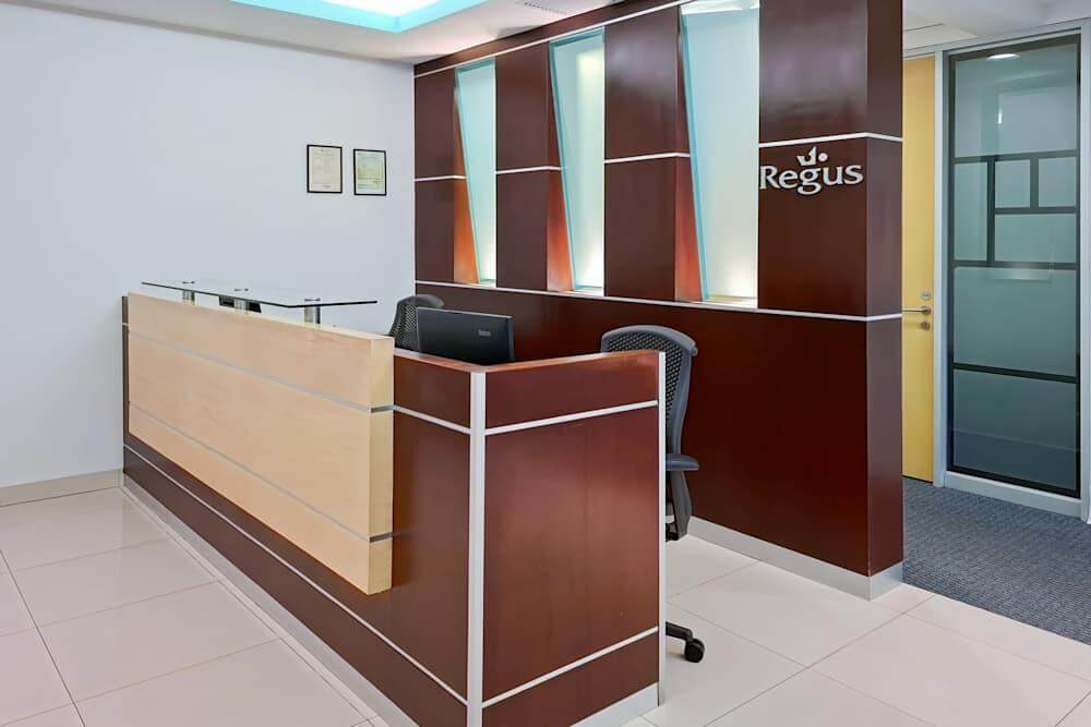 LIMA, Platinum Plaza I office space - View 4 in San Isidro - internet, office_cleaning, breakout_areas