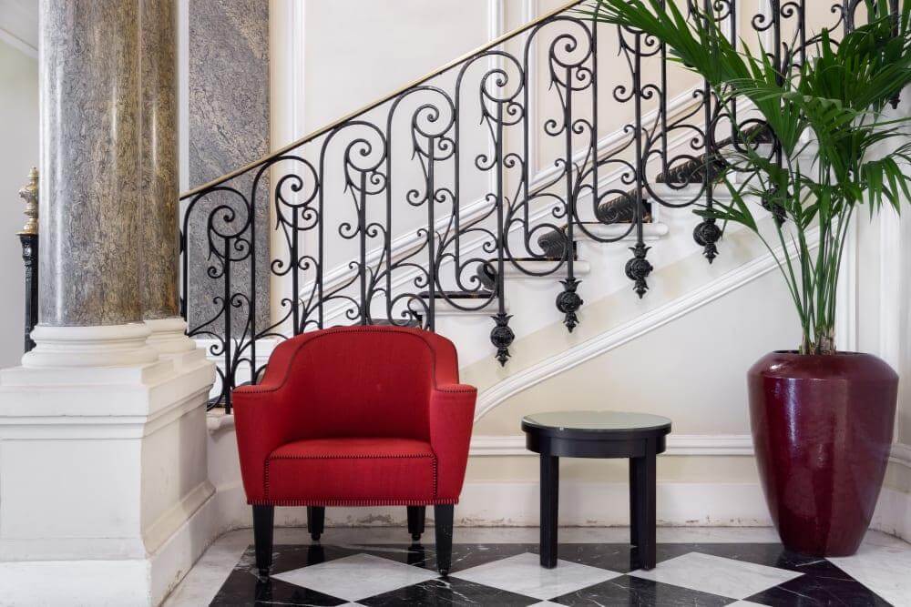 Paris, Signature, Georges V Bassano - Photo 2 Paris, Signature, Georges V Bassano office space - View 2 in Paris - internet, office_cleaning, breakout_areas