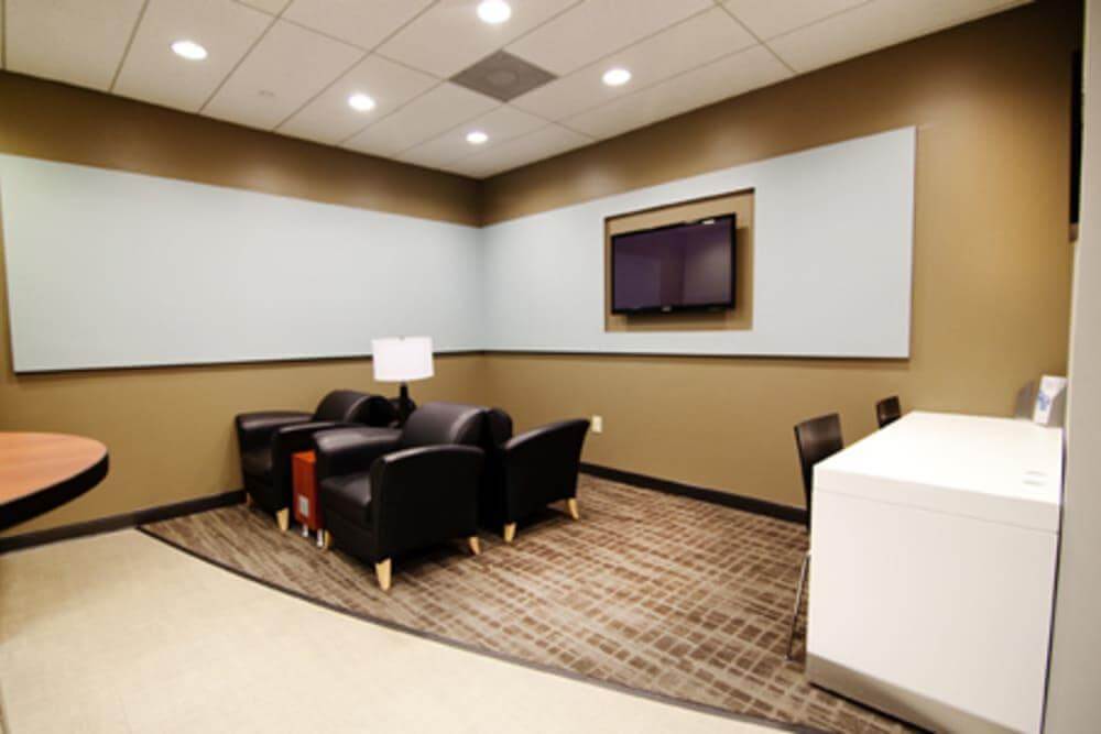 Preston Commons Tower - Photo 3 Preston Commons Tower office space - View 3 in Dallas - internet, office_cleaning, breakout_areas