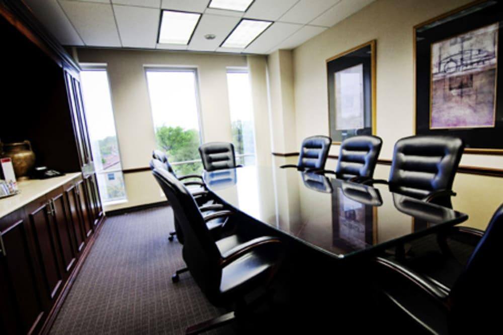 Preston Commons Tower - Photo 4 Preston Commons Tower office space - View 4 in Dallas - internet, office_cleaning, breakout_areas