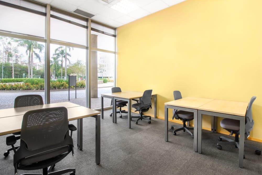 CAMPINAS, Shopping Galleria Plaza - Rodovia Dom Pedro office space - View 2 in Jardim Madalena - internet, office_cleaning, breakout_areas