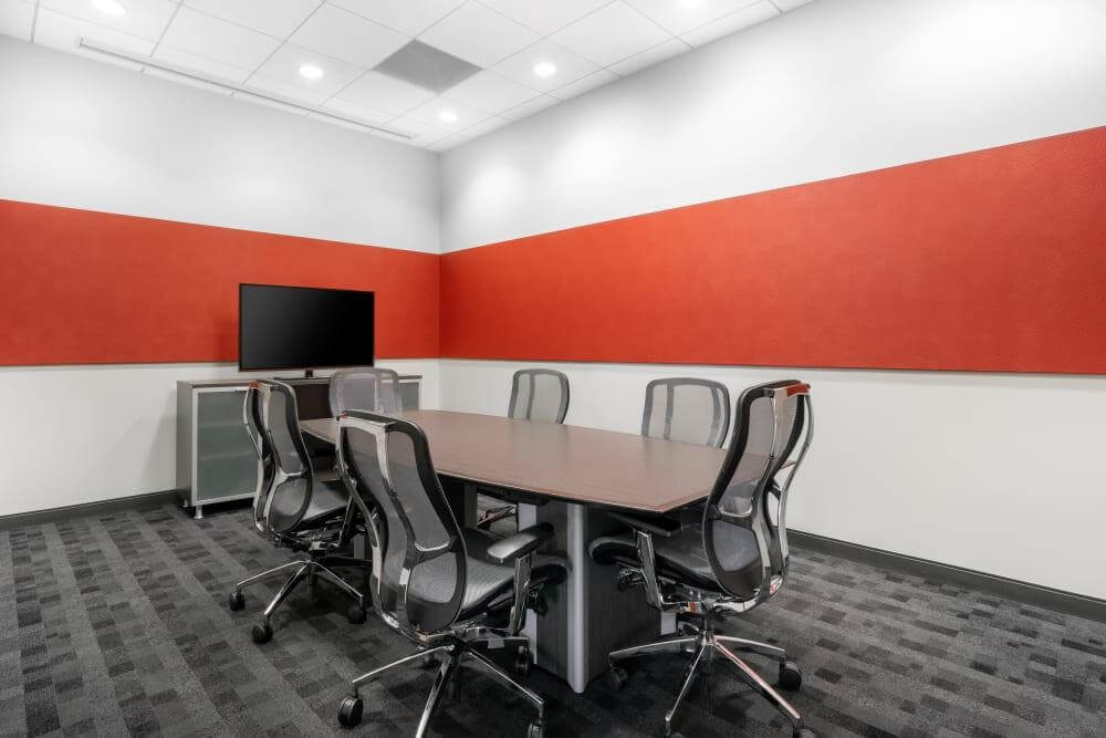 TX, Sugar Land - Three Sugar Creek office space - View 6 in Sugar Land - internet, office_cleaning, breakout_areas