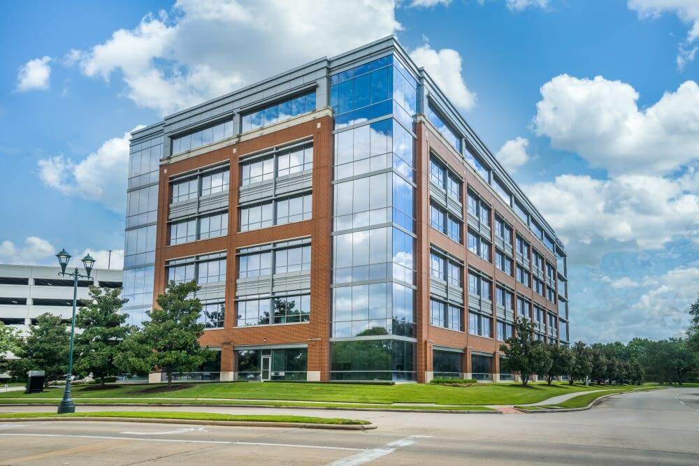 TX, Sugar Land - Three Sugar Creek - Office space in Sugar Land, Texas