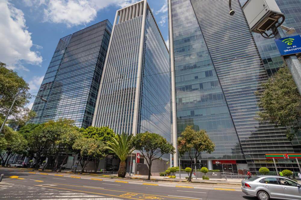Corporativo Napoles Tower office space - View 2 in Ciudad de México - internet, office_cleaning, breakout_areas