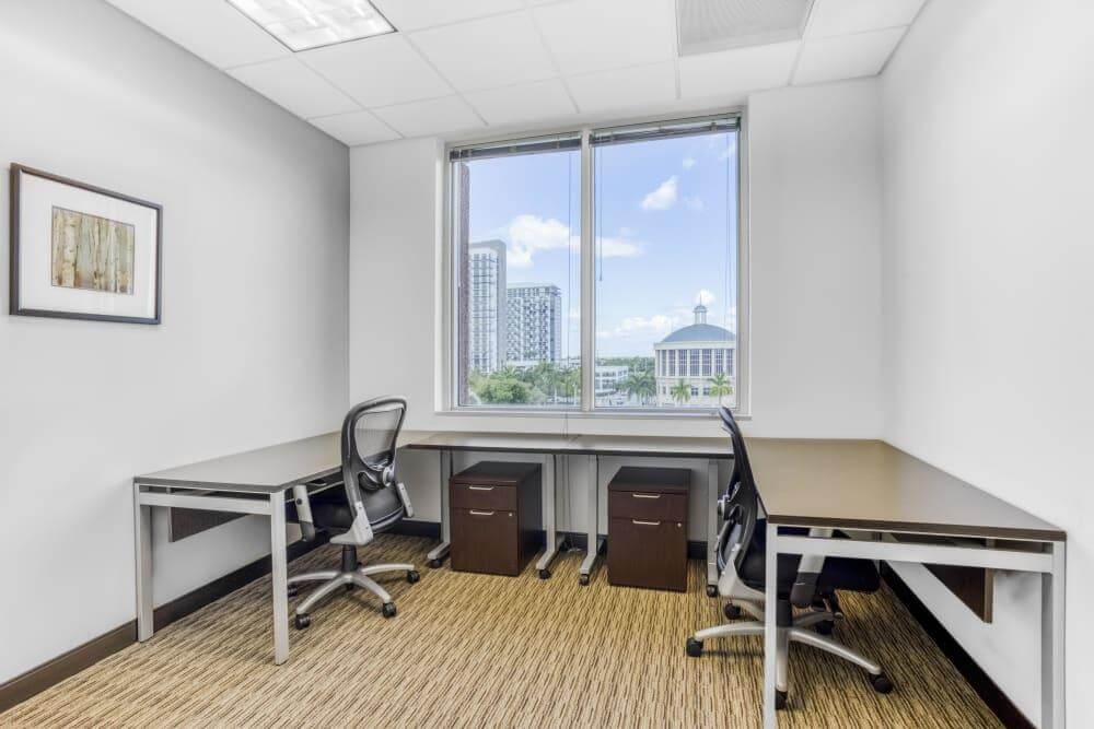 8333 North West 53rd Street - Photo 6 8333 North West 53rd Street office space - View 6 in Doral - internet, office_cleaning, breakout_areas