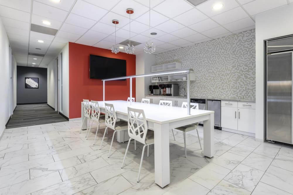 FL, Miami Airport - Blue Lagoon office space - View 6 in Miami - internet, office_cleaning, breakout_areas