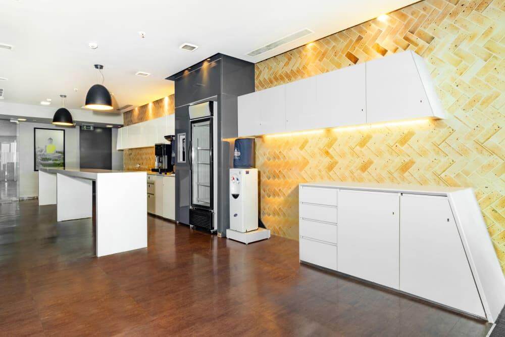 BANGALORE, World Trade Centre office space - View 3 in Bengaluru - internet, office_cleaning, breakout_areas