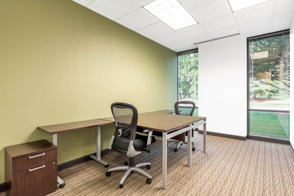 Southwind Office Center office space - View 4 in Memphis - internet, office_cleaning, breakout_areas