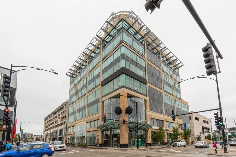 Lincoln Park Center office space - View 3 in Chicago - internet, office_cleaning, breakout_areas