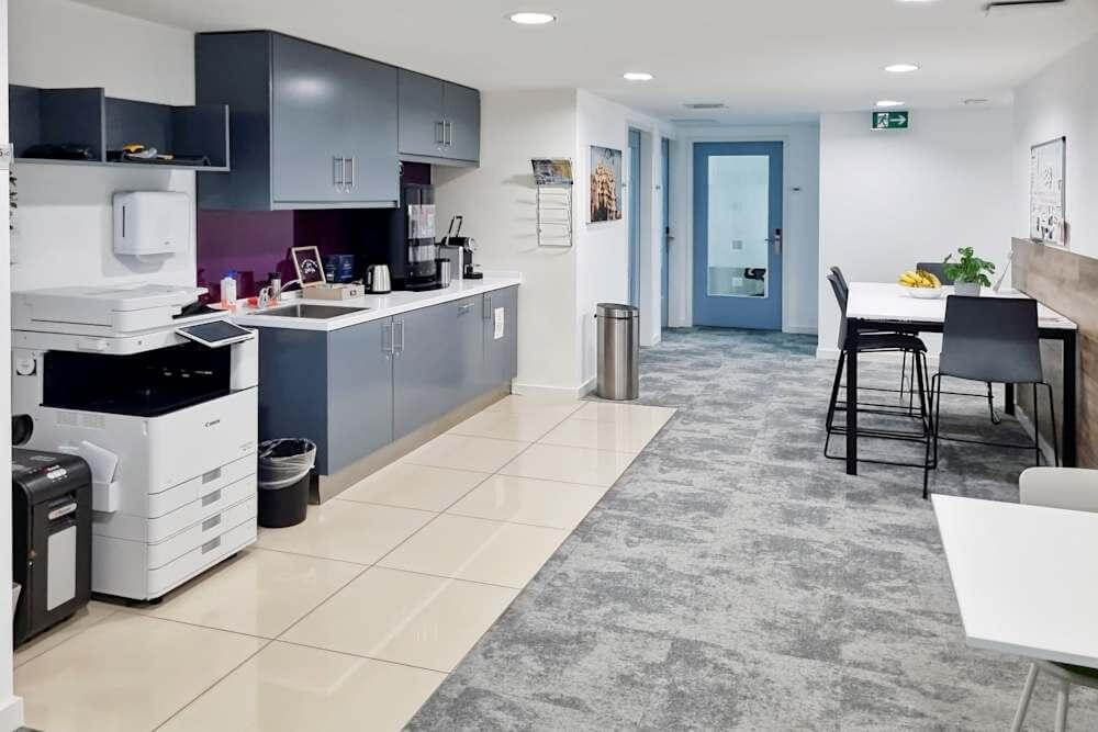 LAUSANNE, City Flon - Photo 3 LAUSANNE, City Flon office space - View 3 in Lausanne - internet, office_cleaning, breakout_areas