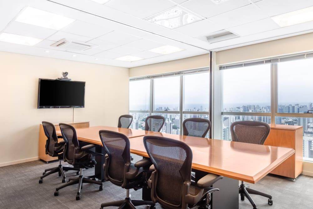 Mundo Plaza Centre office space - View 5 in Caminho das Árvores - internet, office_cleaning, breakout_areas