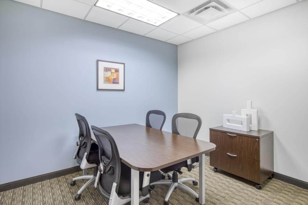 GA, Decatur - One West Court Square - Office space in Decatur, Georgia