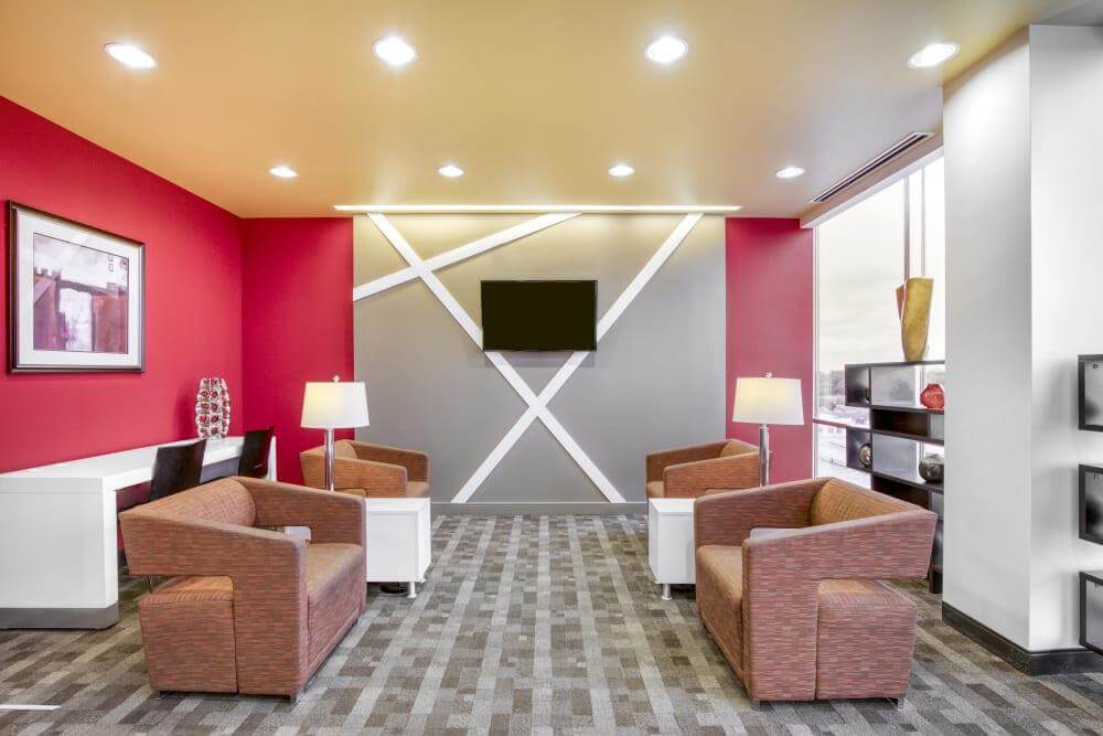 GA, Decatur - One West Court Square office space - View 4 in Decatur - internet, office_cleaning, breakout_areas