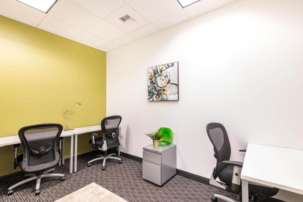 CA, San Diego - Cush Plaza office space - View 3 in San Diego - internet, office_cleaning, breakout_areas