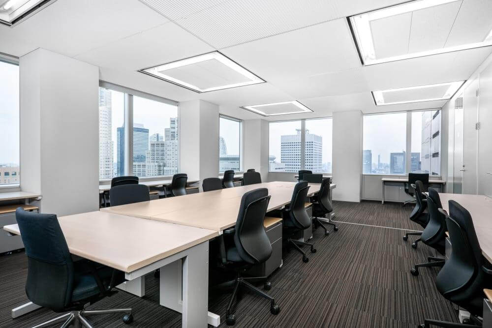 TOKYO, Shinjuku Park Tower office space - View 3 in Shinjuku City - internet, office_cleaning, breakout_areas