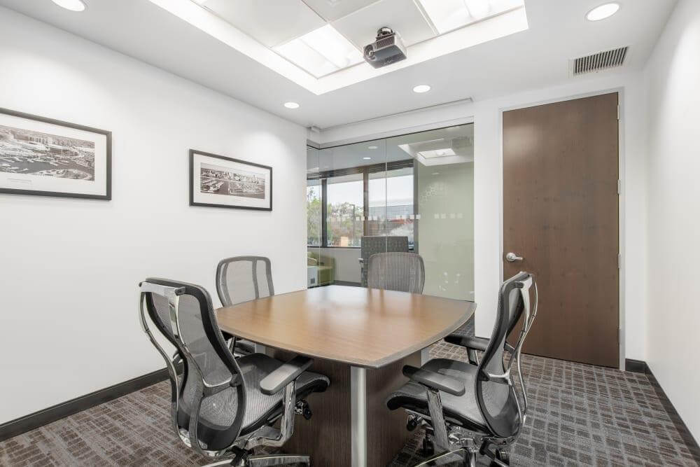 FL, Orlando - Orlando University office space - View 4 in Orlando - internet, office_cleaning, breakout_areas