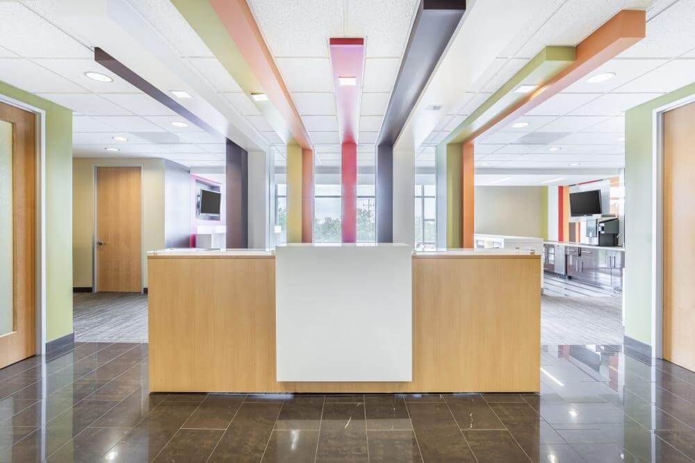 MD, Pikesville - Woodholme Center office space - View 3 in Baltimore - internet, office_cleaning, breakout_areas