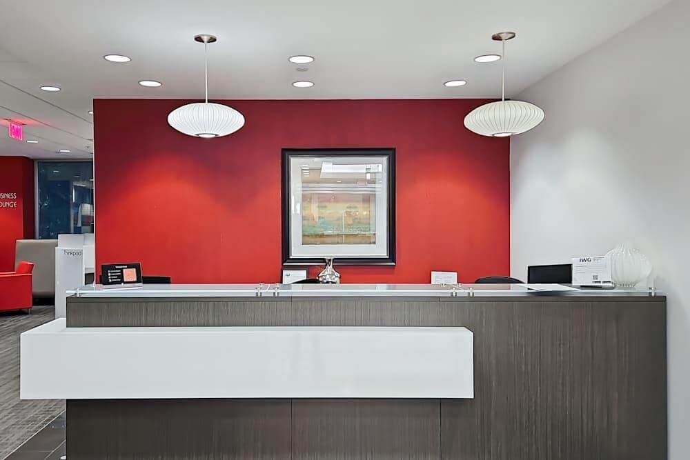 Weston Pointe II - Photo 2 Weston Pointe II office space - View 2 in Weston - internet, office_cleaning, breakout_areas