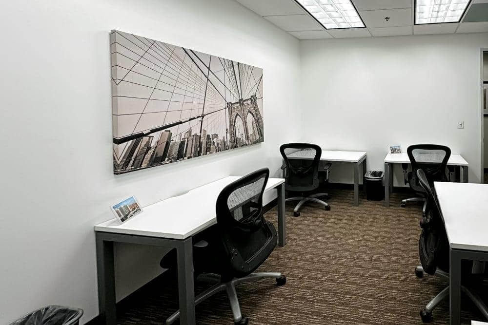 FL, Winter Park - Heritage Park office space - View 3 in Winter Park - internet, office_cleaning, breakout_areas