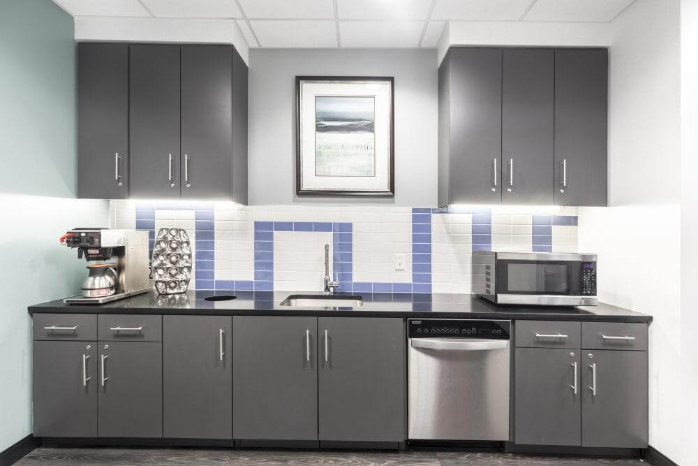 GA, Atlanta - One Hartsfield office space - View 3 in Atlanta - internet, office_cleaning, breakout_areas