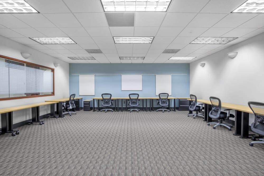 GA, Alpharetta - Lakeview office space - View 4 in Alpharetta - internet, office_cleaning, breakout_areas