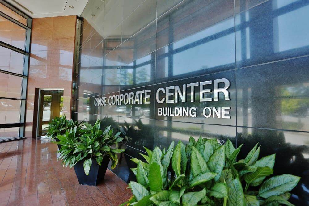 Chase Corporate Center office space - View 3 in Hoover - internet, office_cleaning, breakout_areas