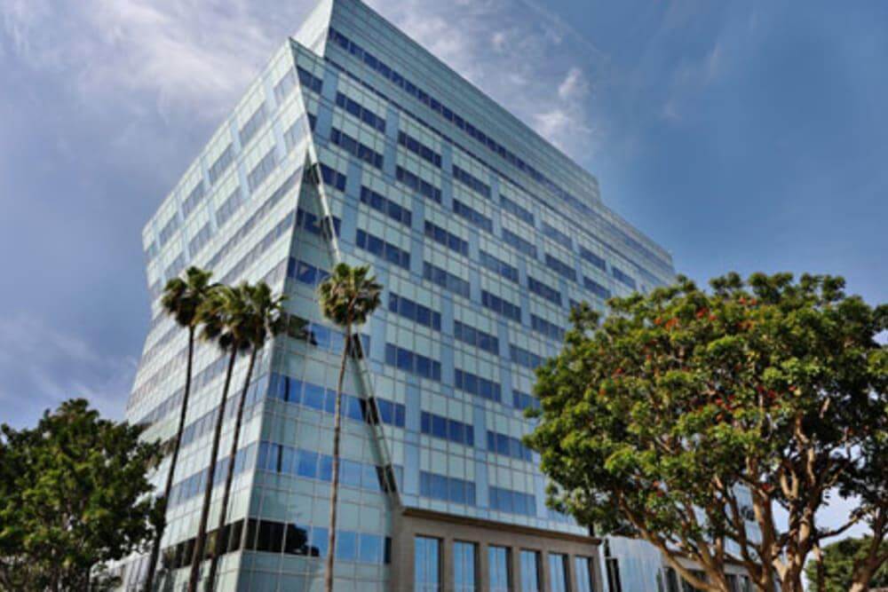 CA, Gardena - Gardena office space - View 3 in Gardena - internet, office_cleaning, breakout_areas