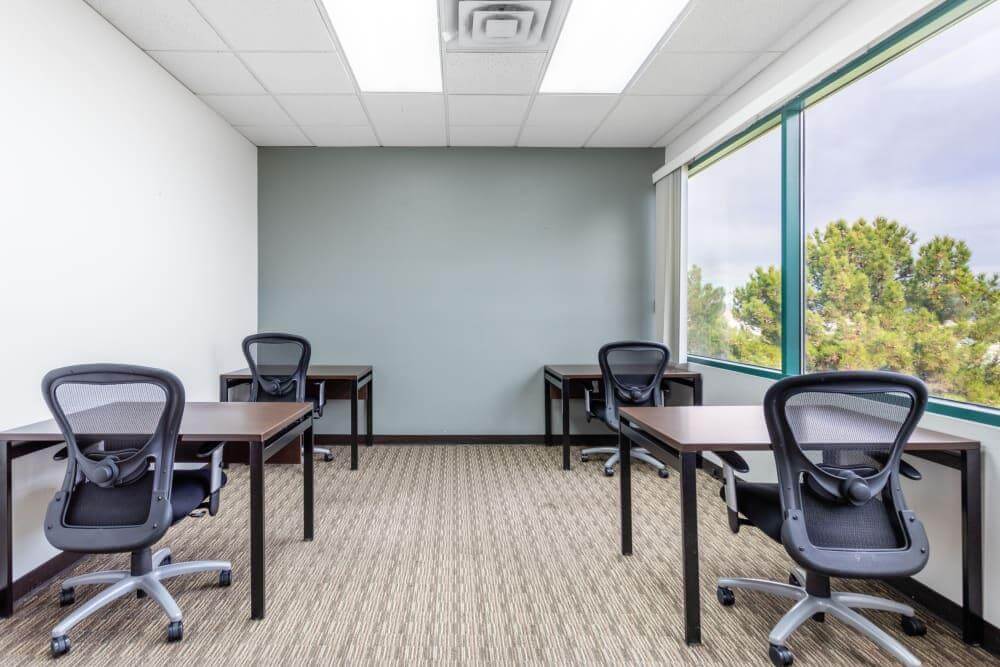 NV, Las Vegas - Rainbow office space - View 4 in Las Vegas - internet, office_cleaning, breakout_areas