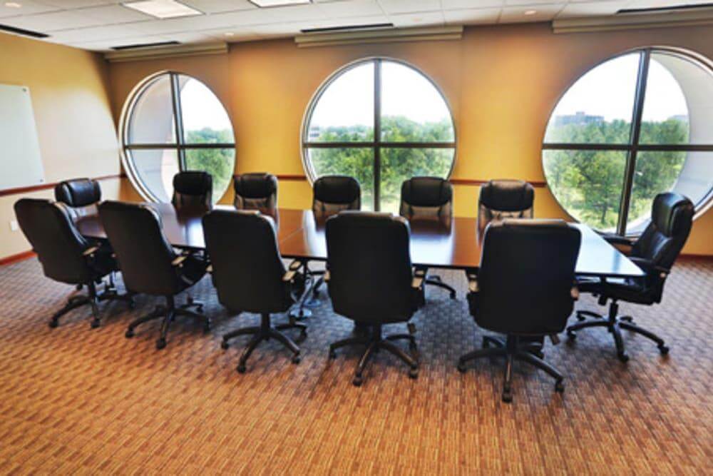 TN, Memphis - Colonnade office space - View 3 in Memphis - internet, office_cleaning, breakout_areas