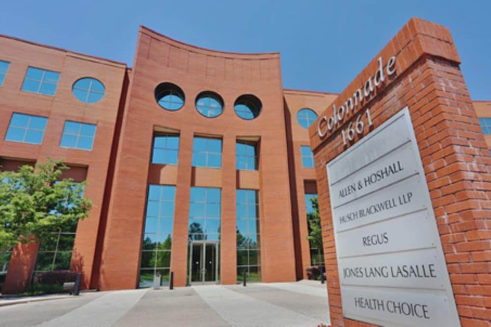 TN, Memphis - Colonnade - Office space in Memphis, Tennessee