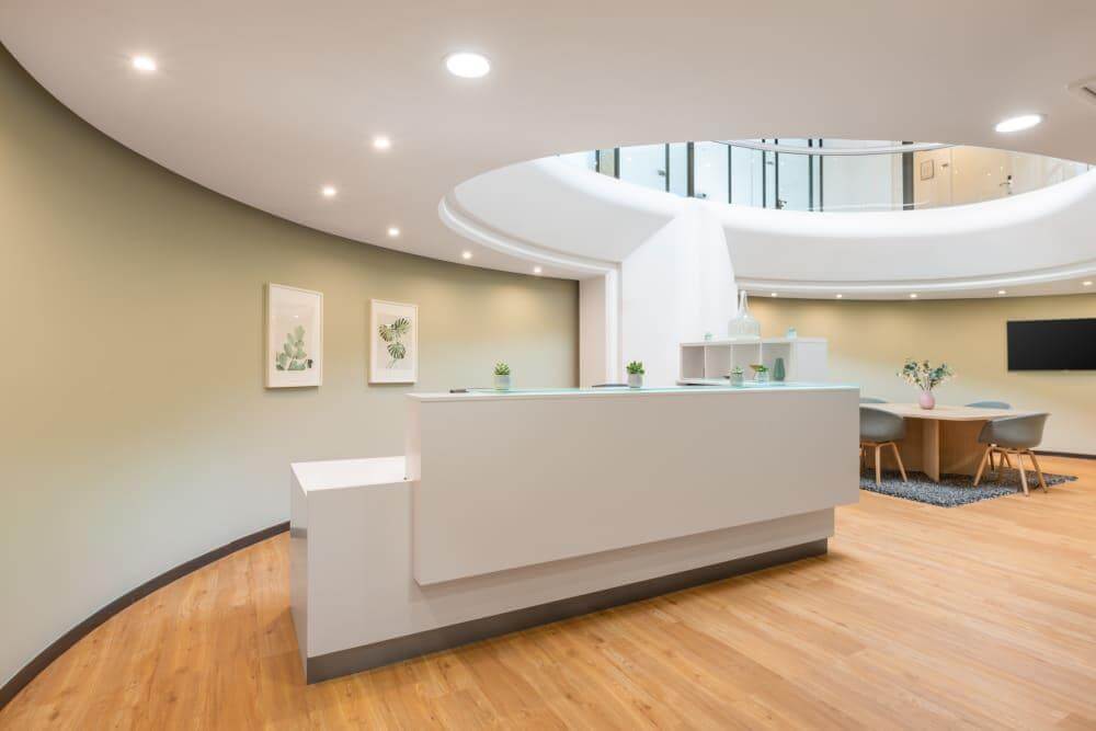 Balexert Tower office space - View 2 in Genève - internet, office_cleaning, breakout_areas