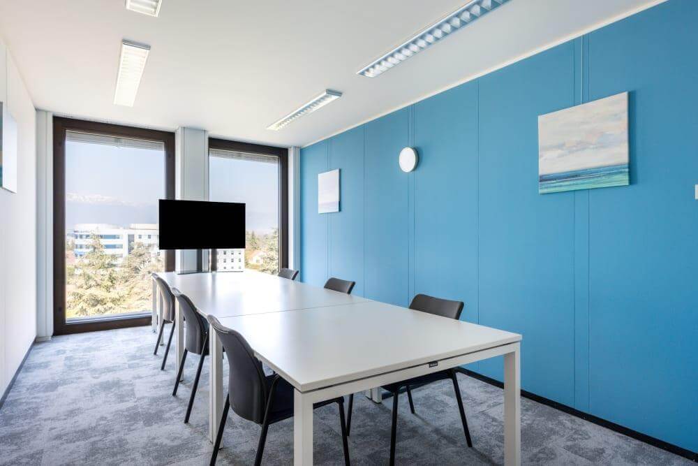Balexert Tower office space - View 3 in Genève - internet, office_cleaning, breakout_areas