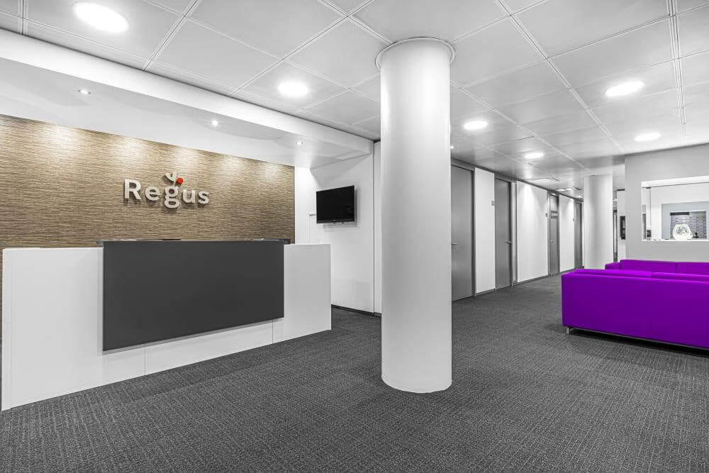 LONDON, Tottenham Court Road - Office space in London, England