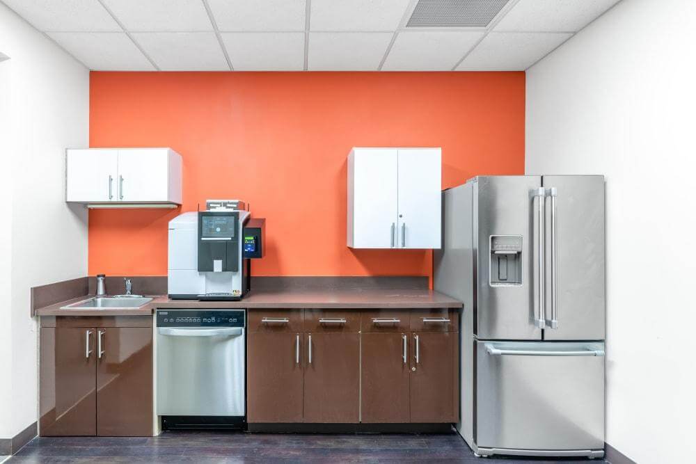 FL, Jacksonville - Southpoint office space - View 6 in Jacksonville - internet, office_cleaning, breakout_areas