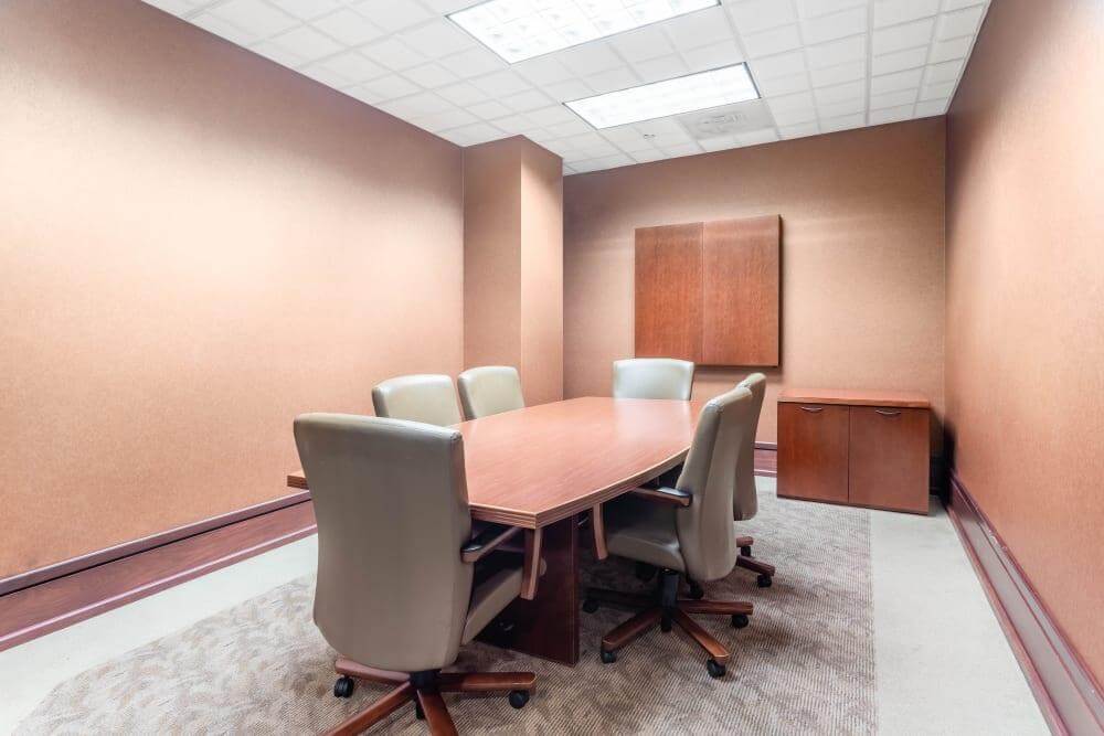 FL, Miami Airport - Waterford office space - View 4 in Miami - internet, office_cleaning, breakout_areas