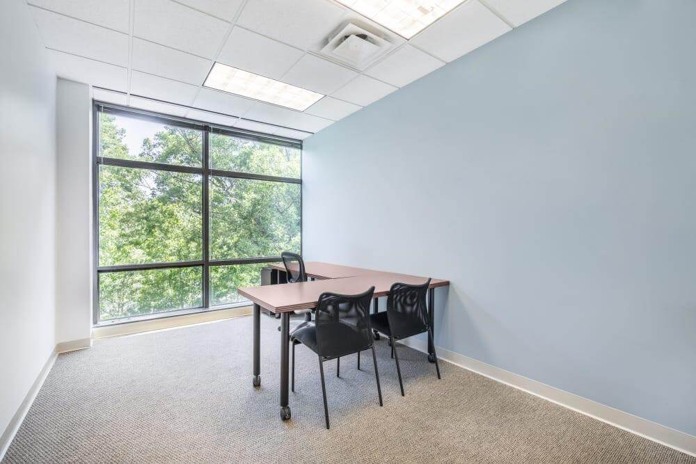 VA, Richmond - Glen Allen - Office space in Glen Allen, Virginia