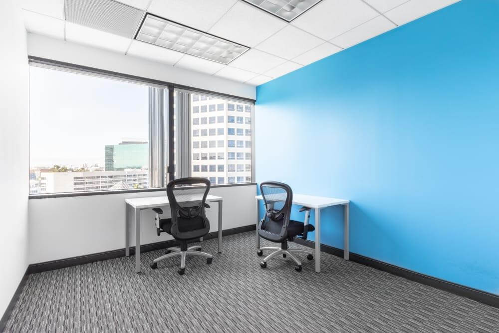 400 Continental Boulevard - Photo 2 400 Continental Boulevard office space - View 2 in El Segundo - internet, office_cleaning, breakout_areas