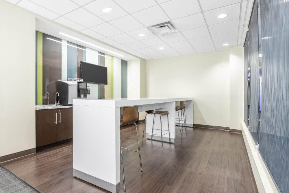 PA, Exton - Eagleview Corporate Center office space - View 6 in Exton - internet, office_cleaning, breakout_areas