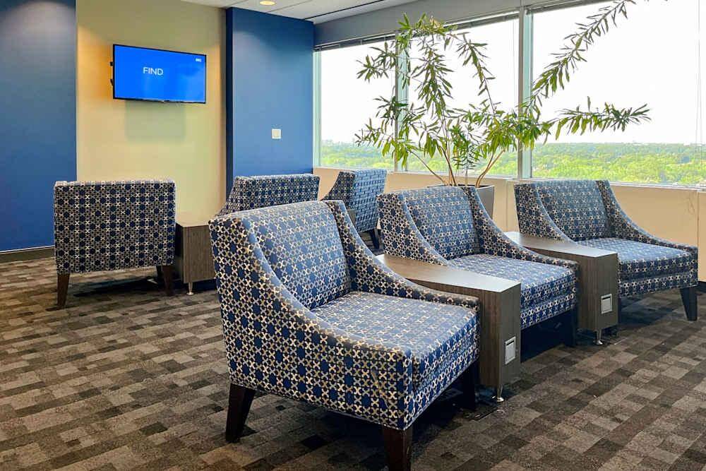 ON, Toronto - Yonge and Sheppard - Photo 2 ON, Toronto - Yonge and Sheppard office space - View 2 in Toronto - internet, office_cleaning, breakout_areas