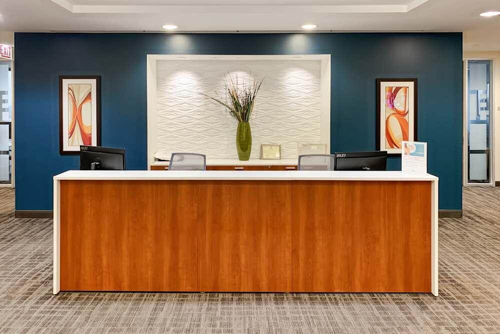 IL, Oak Brook - One Lincoln Centre - Office space in Oakbrook Terrace, Illinois