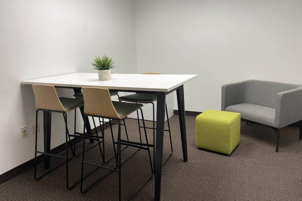 VA, Herndon - Dulles Corner office space - View 5 in Herndon - internet, office_cleaning, breakout_areas