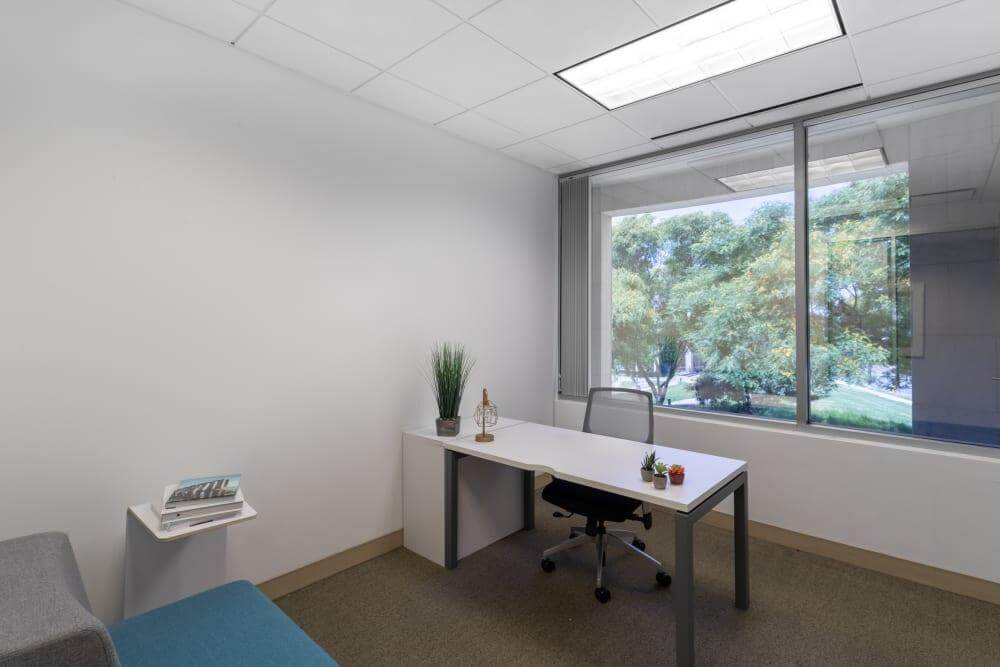 CA, San Diego - Sunroad Corporate Centre office space - View 3 in San Diego - internet, office_cleaning, breakout_areas