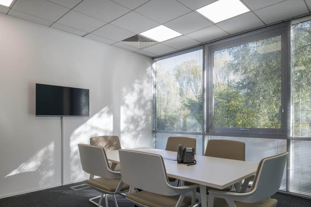 MILTON KEYNES, Atterbury Lakes office space - View 6 in Milton Keynes - internet, office_cleaning, breakout_areas