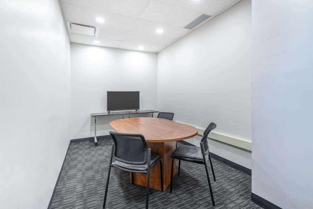 ON, Toronto - Yonge and Lawrence office space - View 3 in Toronto - internet, office_cleaning, breakout_areas