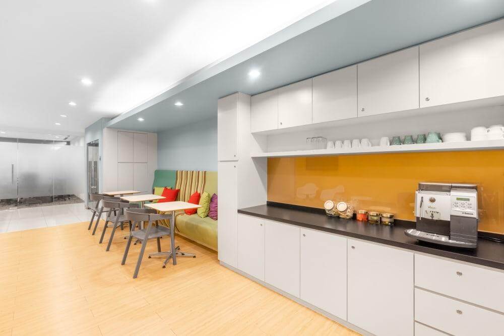 Solaris Mont Kiara Block L - Photo 5 Solaris Mont Kiara Block L office space - View 5 in Kuala Lumpur - internet, office_cleaning, breakout_areas