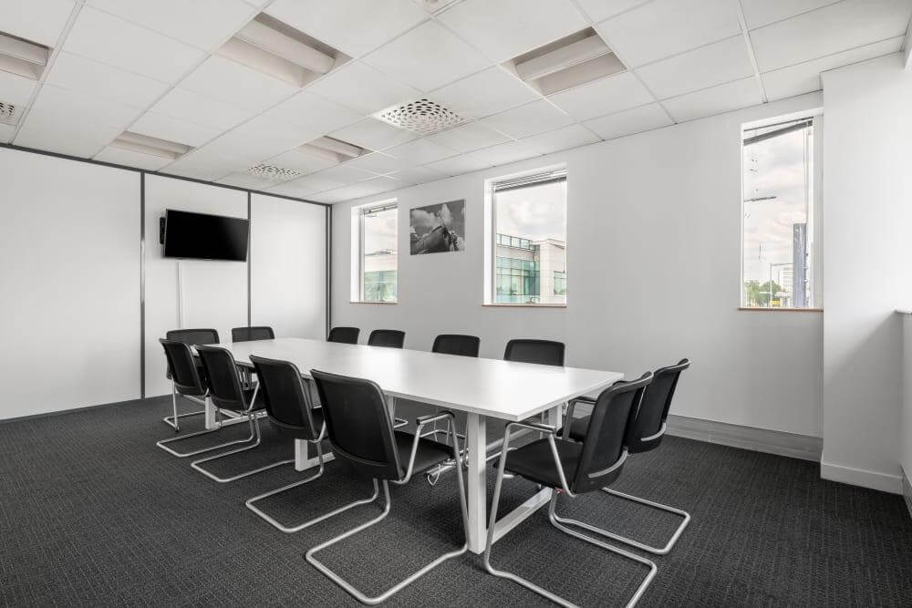 RUNGIS, HQ, Orly Rungis office space - View 2 in Unknown Area - internet, office_cleaning, breakout_areas