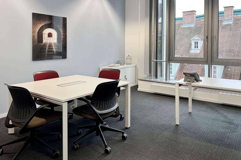 STUTTGART, Stuttgart City Plaza office space - View 4 in Stuttgart - internet, office_cleaning, breakout_areas